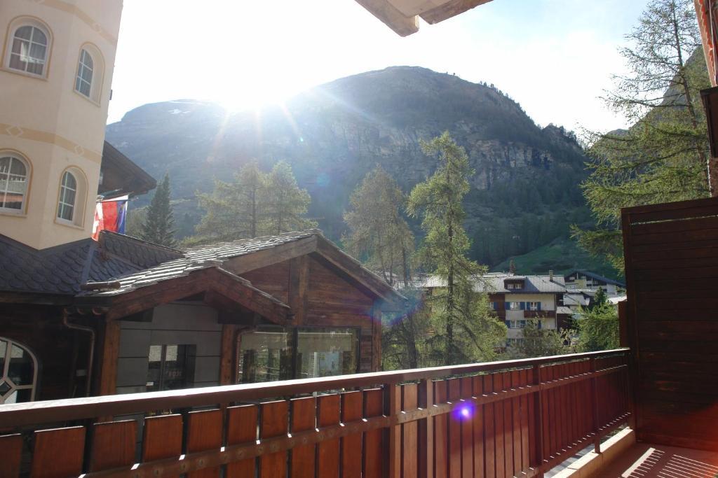 Myzermatt Monazit Lägenhet Rum bild