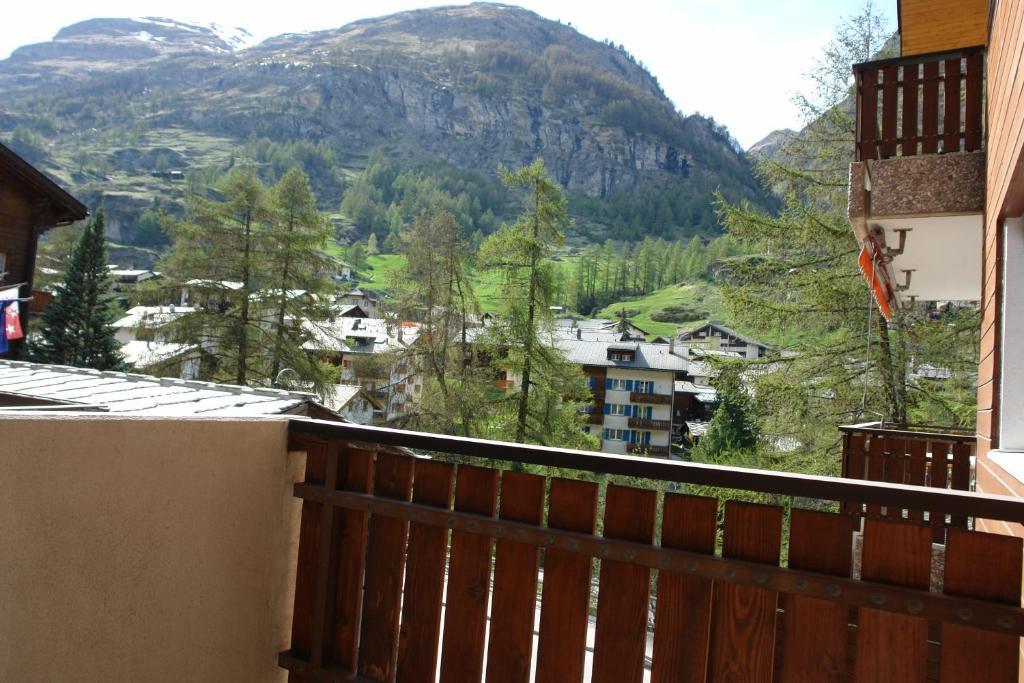 Myzermatt Monazit Lägenhet Rum bild